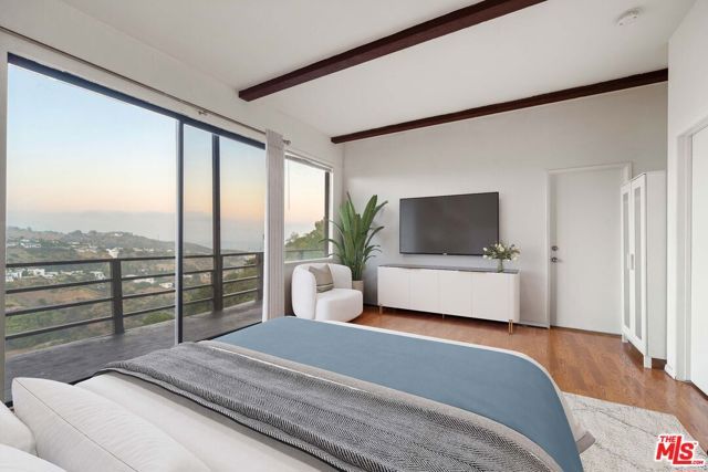 2154 Beech Knoll Road, Los Angeles, CA 90046