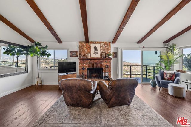 2154 Beech Knoll Road, Los Angeles, CA 90046