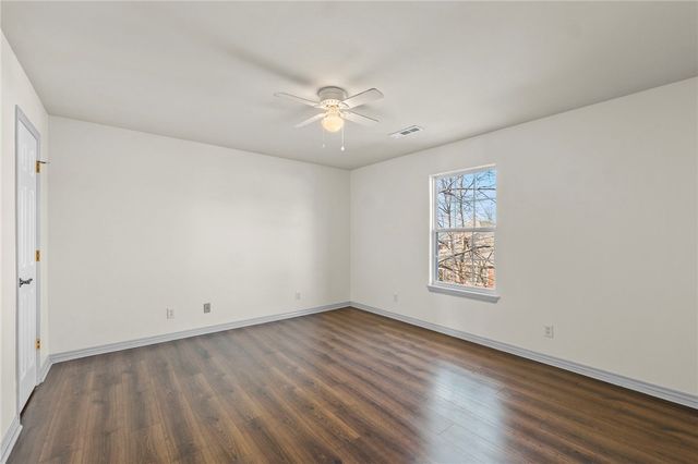 6001 W Knoll View Way, Rogers, AR 72758