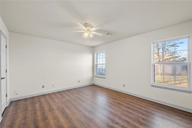 6001 W Knoll View Way, Rogers, AR 72758