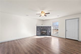 6001 W Knoll View Way, Rogers, AR 72758