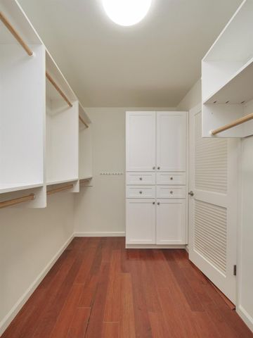 1206 COMMONS DR., Sacramento, CA 95825