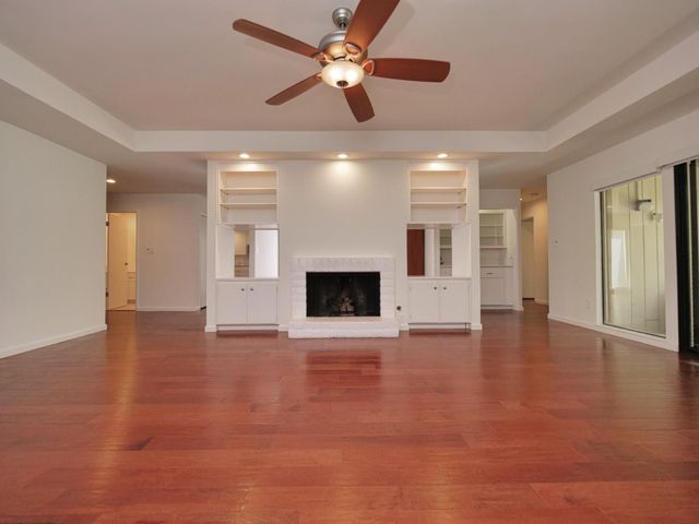 1206 COMMONS DR., Sacramento, CA 95825