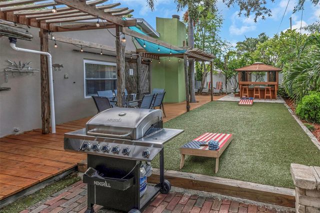 11530 66TH AVENUE N, Seminole, FL 33772