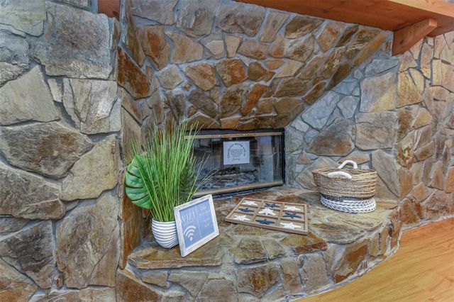 11530 66TH AVENUE N, Seminole, FL 33772