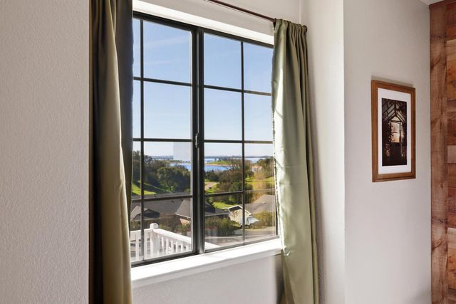 3735 Lakeview Dr, Ione, CA 95640