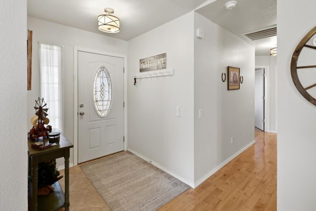 3735 Lakeview Dr, Ione, CA 95640