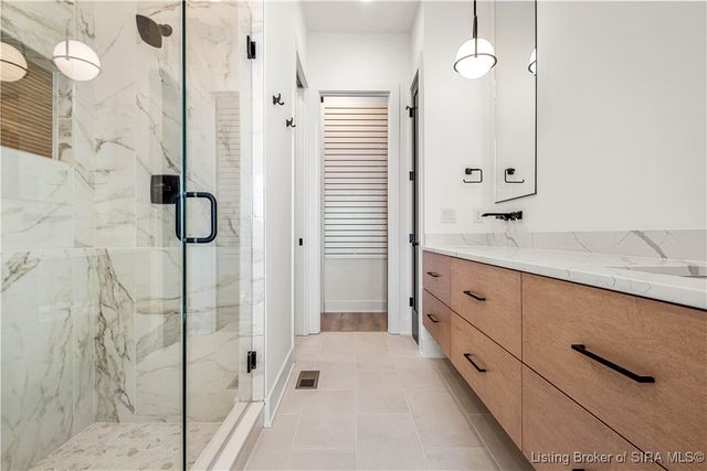 110 Howard Lane, Jeffersonville, IN 47130