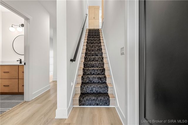 110 Howard Lane, Jeffersonville, IN 47130