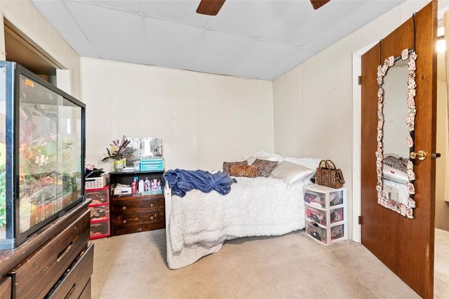 112 W Fayette St, Connellsville, PA 15425