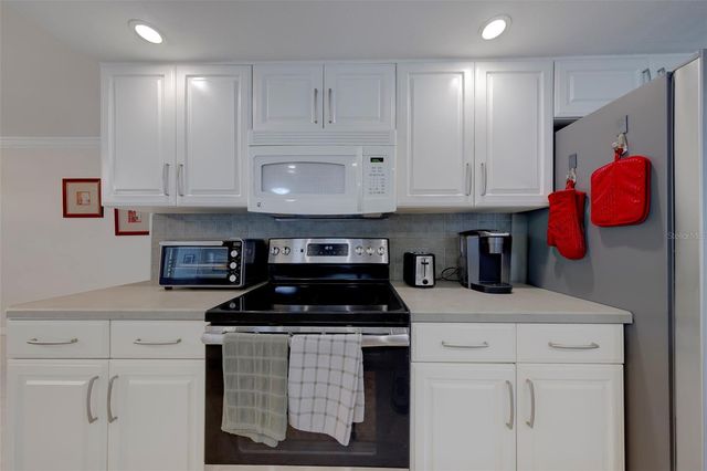 2061 ATTACHE COURT, Clearwater, FL 33764