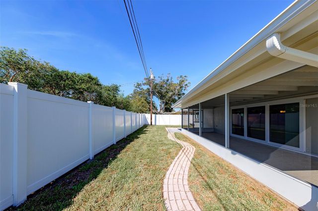 2061 ATTACHE COURT, Clearwater, FL 33764