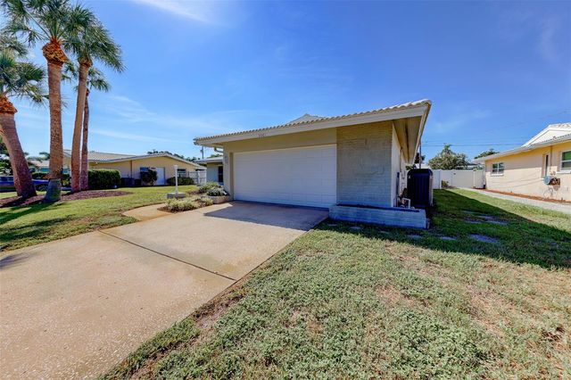 2061 ATTACHE COURT, Clearwater, FL 33764