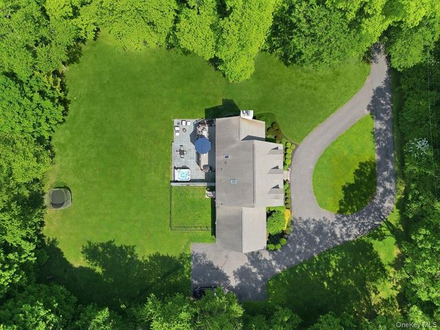 882 Kipling Drive, Yorktown Heights, NY 10598