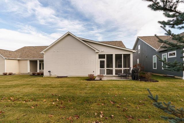 7652 Gateway Boulevard, Powell, OH 43065