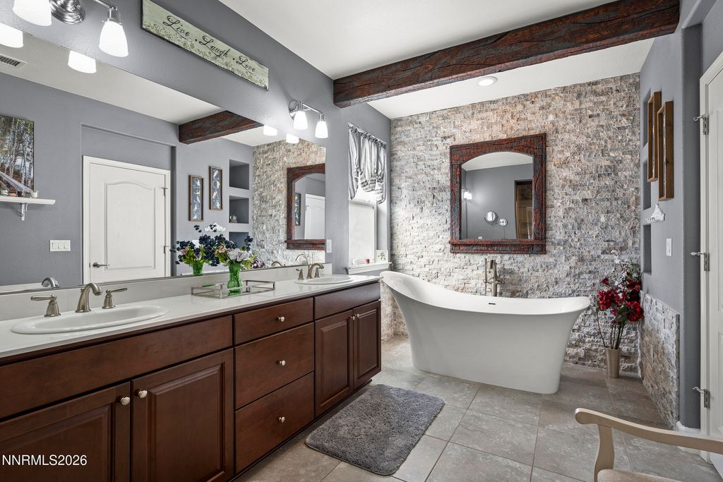 Image 15 of property listing at 3010 Bull Rider Drive, Reno, NV 89521