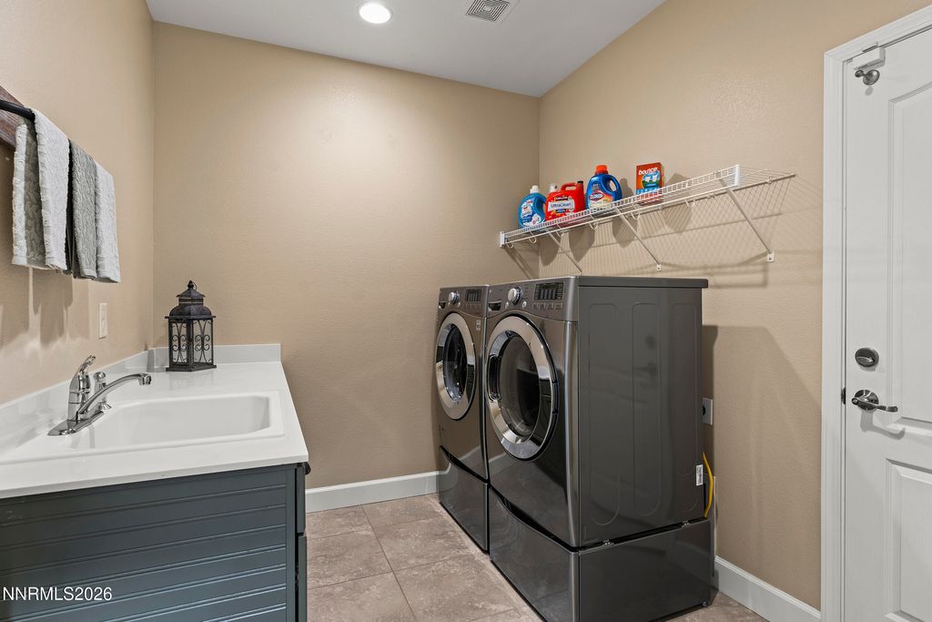 Image 22 of property listing at 3010 Bull Rider Drive, Reno, NV 89521