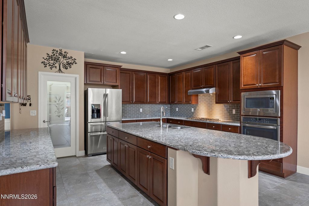 Image 9 of property listing at 3010 Bull Rider Drive, Reno, NV 89521