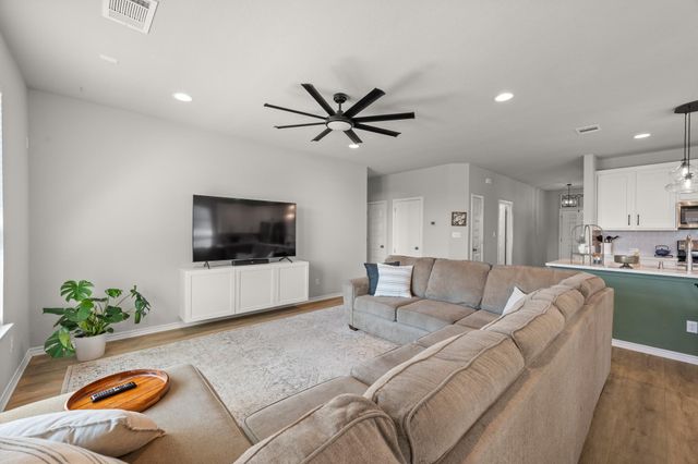 248 Syrah CT, Leander, TX 78641