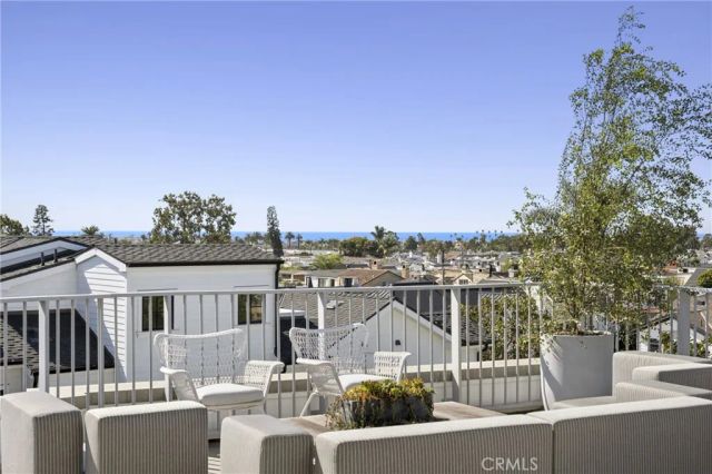 706 Poinsettia, Corona Del Mar, CA 92625