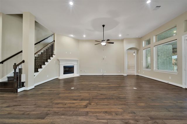 22714 Alderdale Lane, Tomball, TX 77375