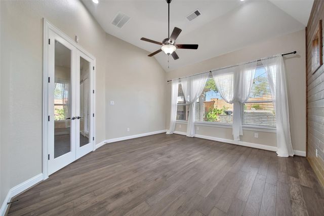 22714 Alderdale Lane, Tomball, TX 77375