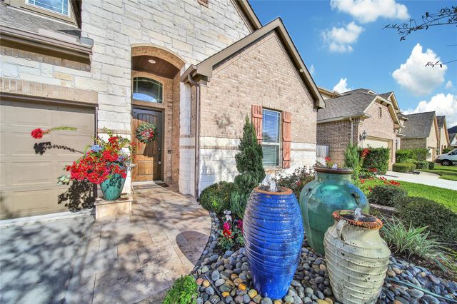 22714 Alderdale Lane, Tomball, TX 77375