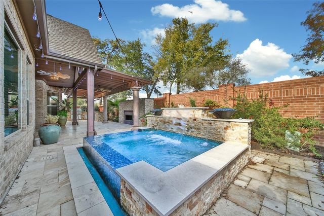 22714 Alderdale Lane, Tomball, TX 77375