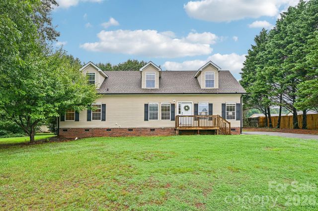 108 Grand Acres Lane, Maiden, NC 28650