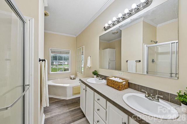 108 Grand Acres Lane, Maiden, NC 28650