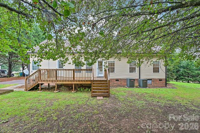 108 Grand Acres Lane, Maiden, NC 28650