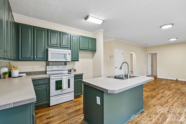 108 Grand Acres Lane, Maiden, NC 28650