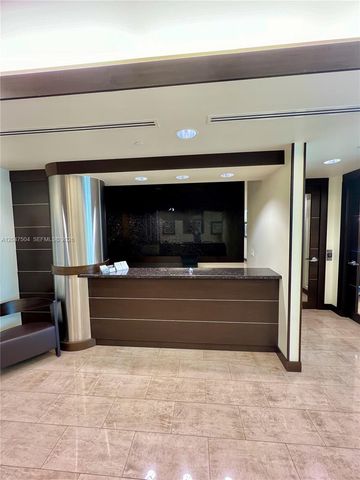 20900 NE 30 TH Ave 600, Aventura, FL 33180