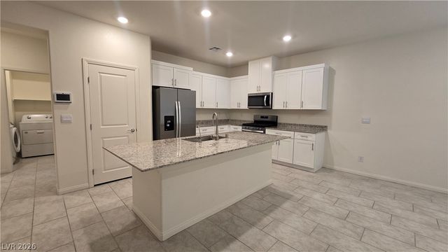 7647 Duran Harbor Lane, North Las Vegas, NV 89084