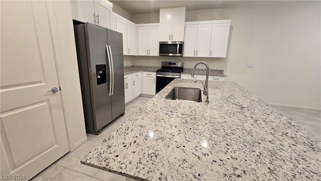 7647 Duran Harbor Lane, North Las Vegas, NV 89084
