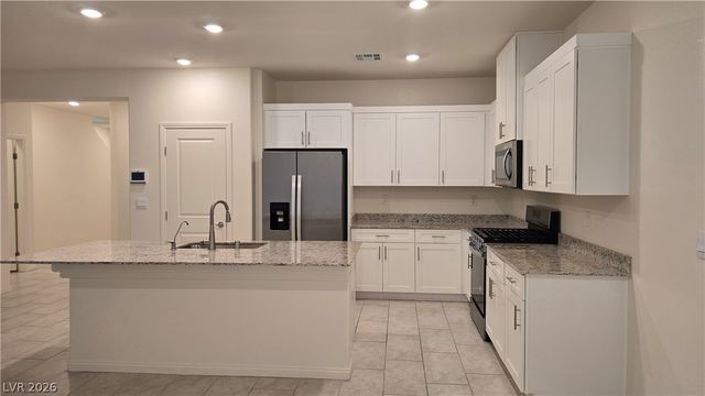 7647 Duran Harbor Lane, North Las Vegas, NV 89084