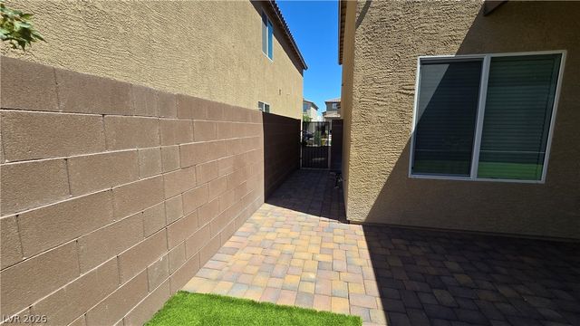 7647 Duran Harbor Lane, North Las Vegas, NV 89084