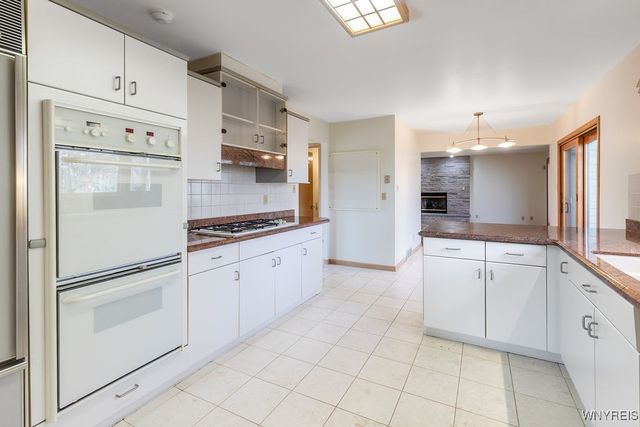 18 Islewoods, Grand Island, NY 14072