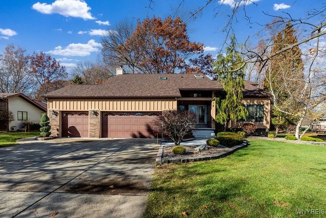 18 Islewoods, Grand Island, NY 14072