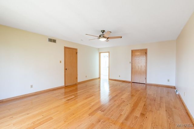 18 Islewoods, Grand Island, NY 14072