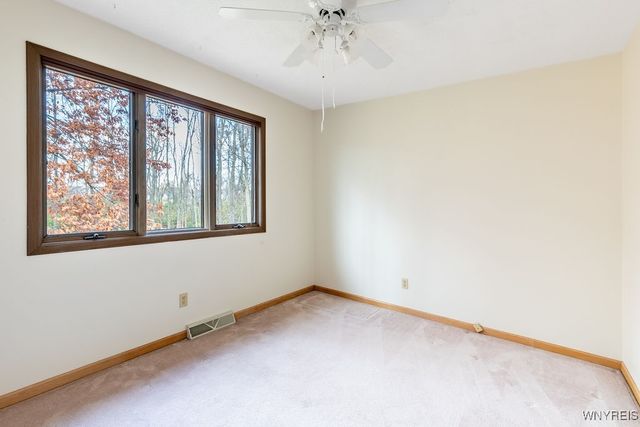 18 Islewoods, Grand Island, NY 14072