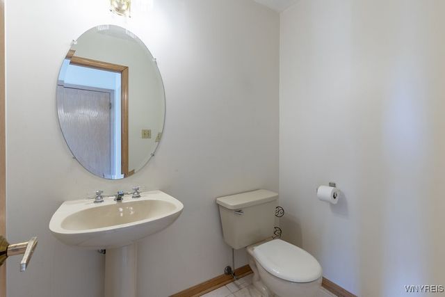 18 Islewoods, Grand Island, NY 14072