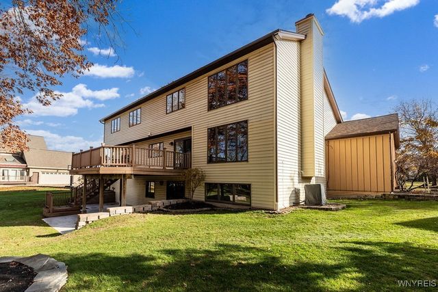 18 Islewoods, Grand Island, NY 14072