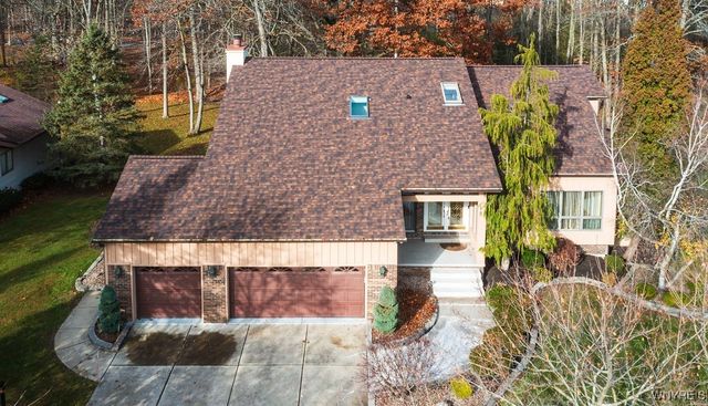 18 Islewoods, Grand Island, NY 14072