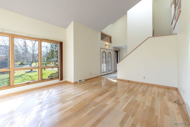 18 Islewoods, Grand Island, NY 14072