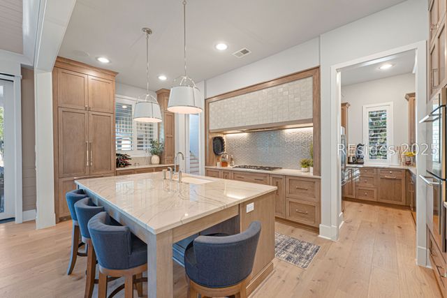 59 Stoney Creek Rd, Hilton Head Island, SC 29928