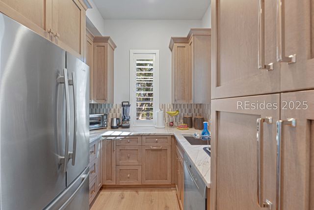 59 Stoney Creek Rd, Hilton Head Island, SC 29928