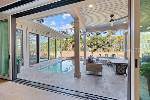 59 Stoney Creek Rd, Hilton Head Island, SC 29928