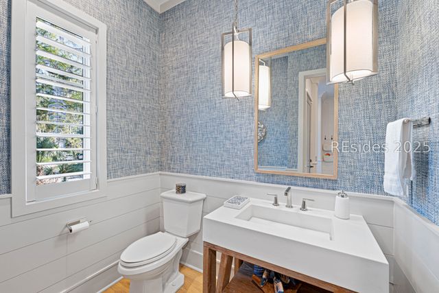 59 Stoney Creek Rd, Hilton Head Island, SC 29928