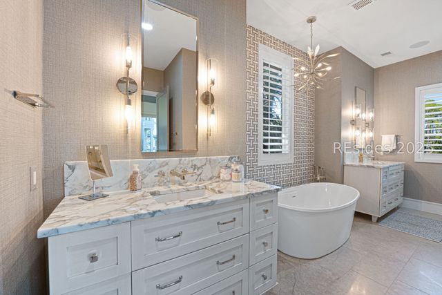 59 Stoney Creek Rd, Hilton Head Island, SC 29928